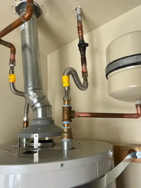 Water heater installation and plumbing repair in East Lake-Orient Park